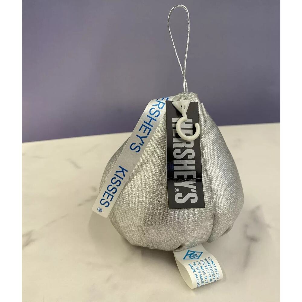 NEW 1997 Hersheys Chocolate Kisses metallic silver plush ornament Original
